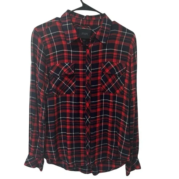 Guess Los Angeles Women’s Plaid Button-Up Shirt Red Navy lightweight Size S - Picture 2 of 6